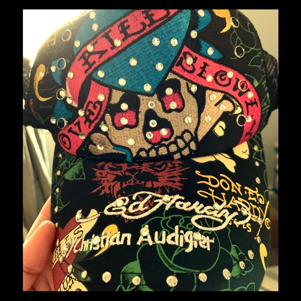 Womens hat